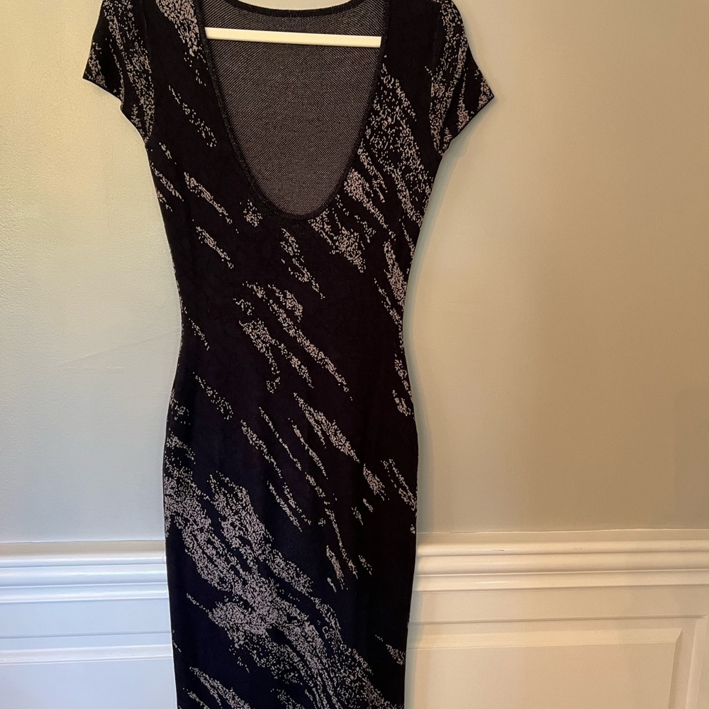 BCBG MaxAria Knit Midi Dress Sz S - Picture 2 of 4
